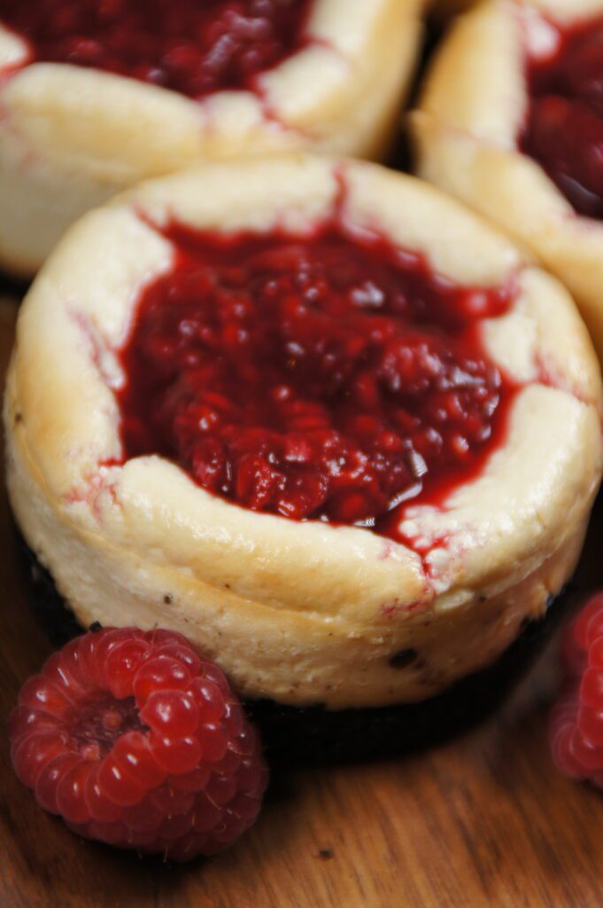 Easy Mini Cheesecakes with Raspberry Compote