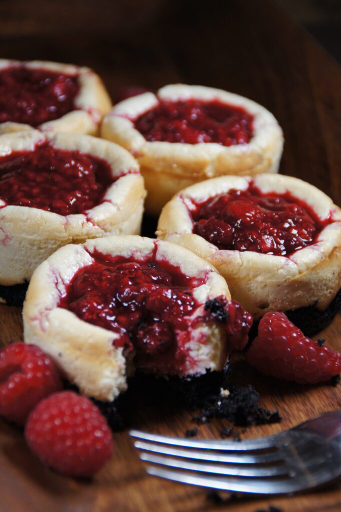 Easy Mini Cheesecakes with Raspberry Compote