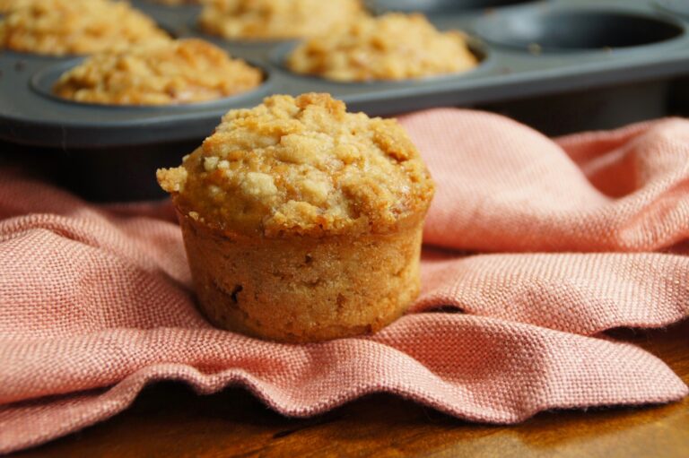 Apple Cider Muffins with Streusel Topping